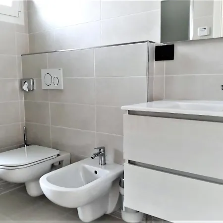Stunning With Jacuzzi - Beahost Apartment *